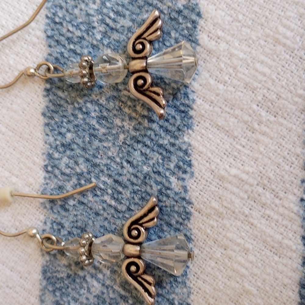 Christmas Angel Earrings - Picture 1 of 3